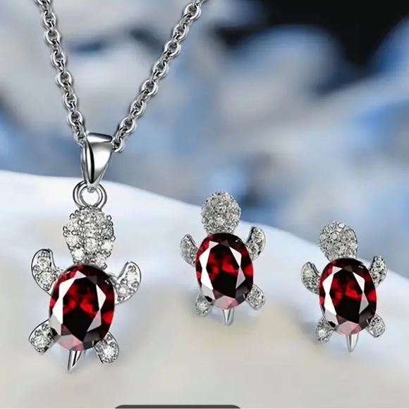 #3 3pcs Adorable Turtle Stud Earrings And Necklace Set - Picture 1 of 1